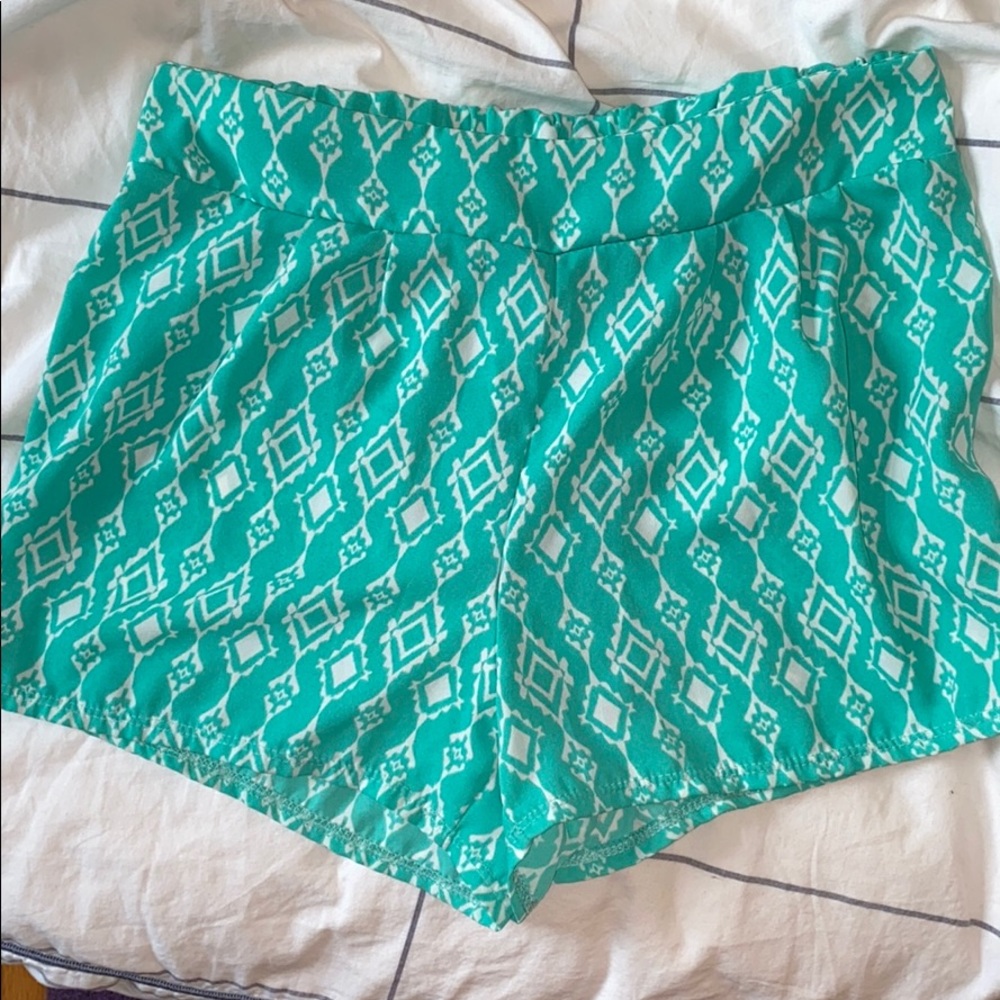 Flowy shorts